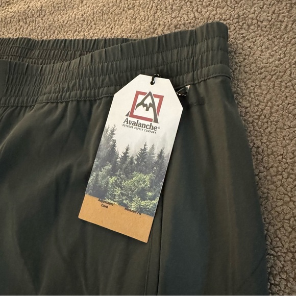 NEW Avalanche Women's Ankle Pant Outdoors Hiking Activewear Size XL Green - Picture 3 of 7